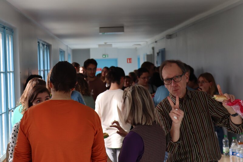 <strong>Journée DJ-MUR : pause de midi</strong> <br> <em>À l'image du reste de la journée, la pause de midi s'est déroulée dans une ambiance conviviale.</em> Journée DJ-MUR : pause de midi